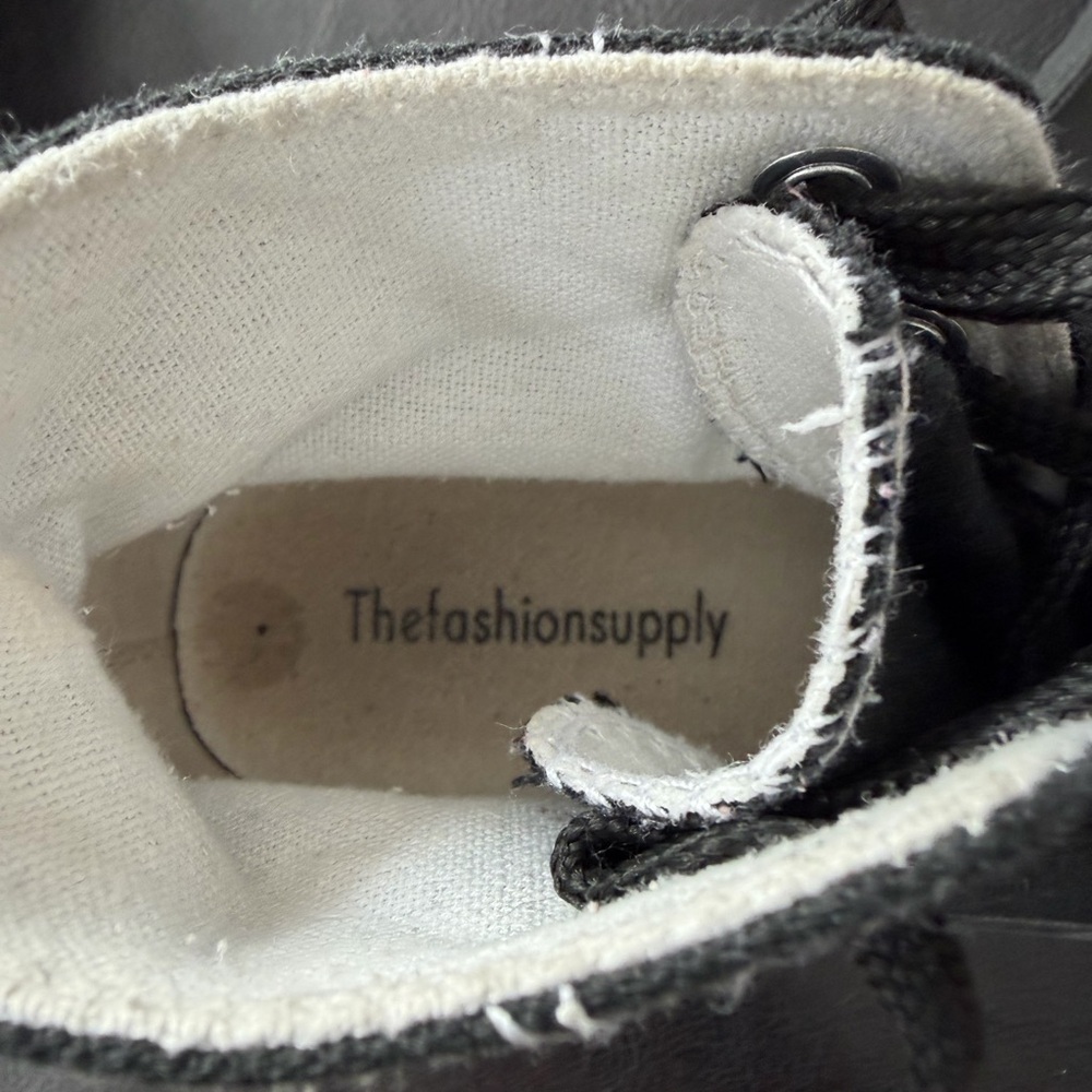 The Fashion Supply- Classic Black and White Girl’s High-Top Sneakers - Picture 6 of 6